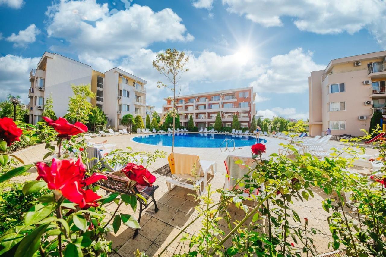 Nessebar Fort Club - Prestige Apartments Солнечный берег Экстерьер фото